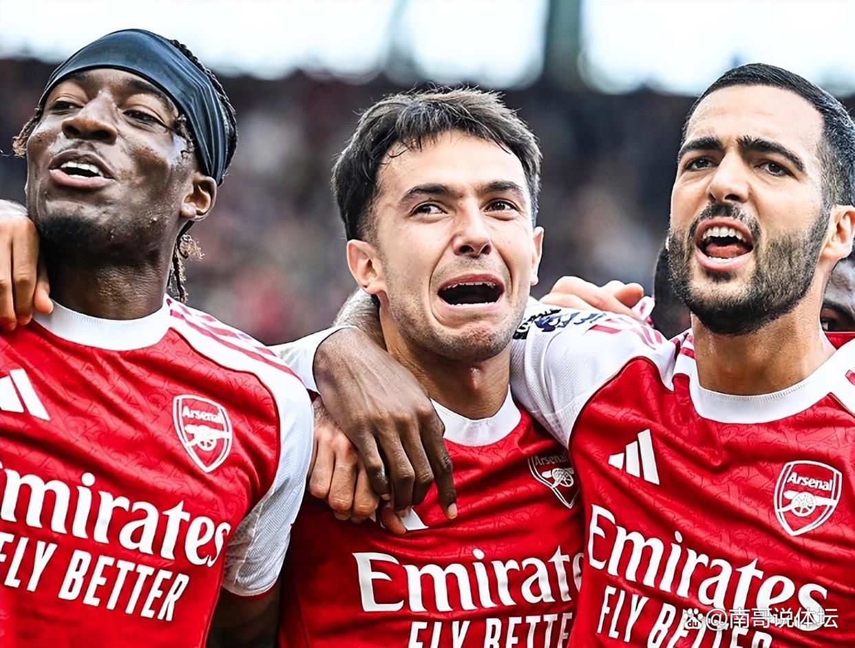 包含今晨体能课后；法兰克福远射贴柱备战足总杯；气氛紧张；临场指挥获称赞的词条爱游戏官方网站